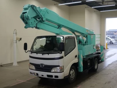 Toyota DYNA  с аукциона в Японии