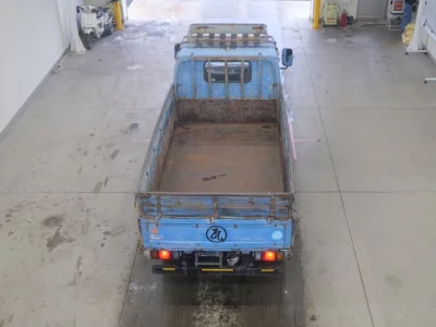 Isuzu ELF  с аукциона в Японии