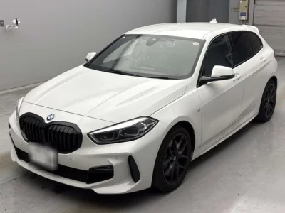 BMW 1-Series  с аукциона в Японии