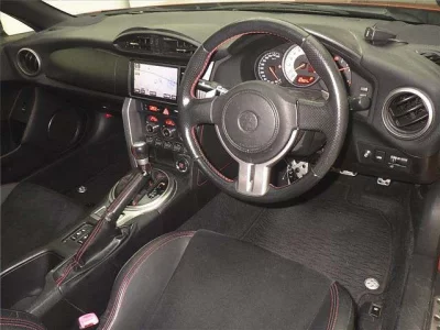 Toyota 86  с аукциона в Японии