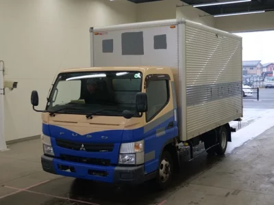 Mitsubishi CANTER  с аукциона в Японии