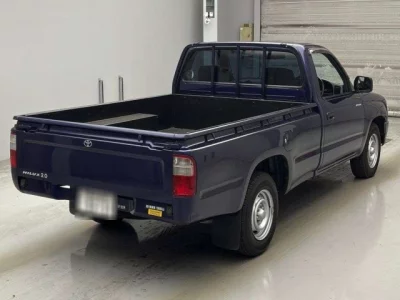 Toyota HILUX  с аукциона в Японии