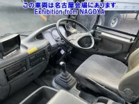 Nissan TRUCK лот № 72032 оценка 3  с аукциона в Японии 4