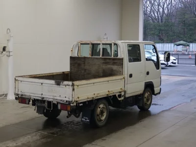 Isuzu ELF  с аукциона в Японии