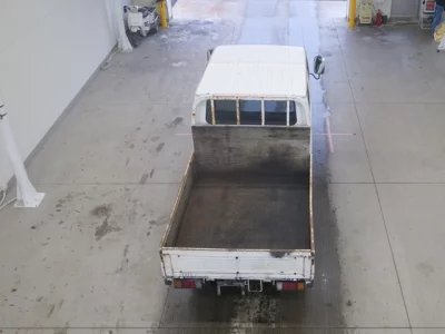 Isuzu ELF  с аукциона в Японии