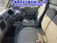 Toyota DYNA лот № 71053 оценка 3  с аукциона в Японии 4