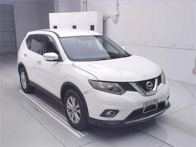 Nissan X-TRAIL  с аукциона в Японии