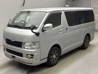 Toyota HIACE VAN  с аукциона в Японии