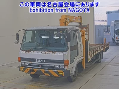Isuzu FORWARD  с аукциона в Японии