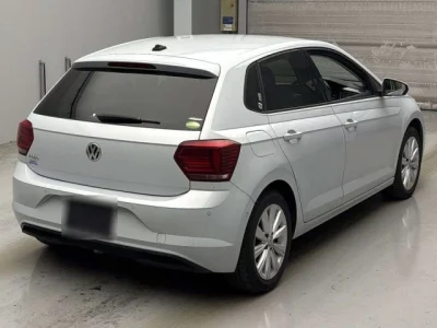 Volkswagen POLO  с аукциона в Японии