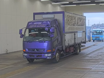 Mitsubishi FUSO FIGHTER