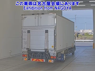 Isuzu FORWARD  с аукциона в Японии