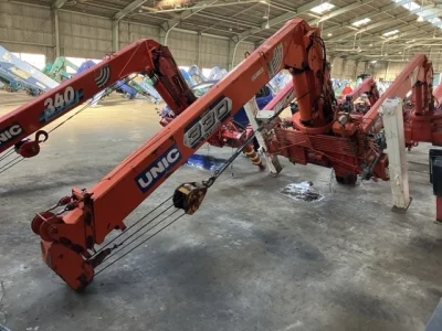 OTHERS UNIC CRANE