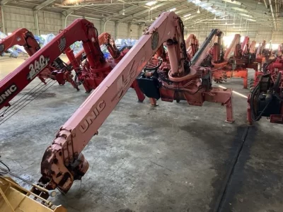 OTHERS UNIC CRANE