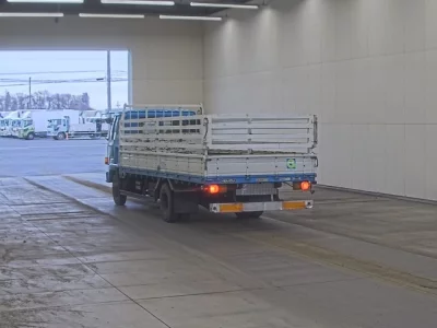 Isuzu FORWARD  с аукциона в Японии