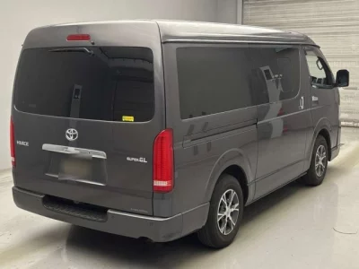 Toyota HIACE VAN  с аукциона в Японии