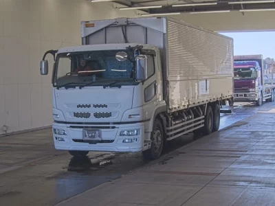 Mitsubishi SUPER GREAT  с аукциона в Японии