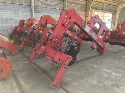 OTHERS UNIC CRANE