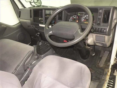 Isuzu ELF  с аукциона в Японии