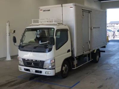 Mitsubishi CANTER  с аукциона в Японии