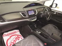Honda JADE лот № 5063 оценка 3.5  с аукциона в Японии 3