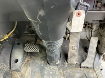 Isuzu FORWARD  с аукциона в Японии