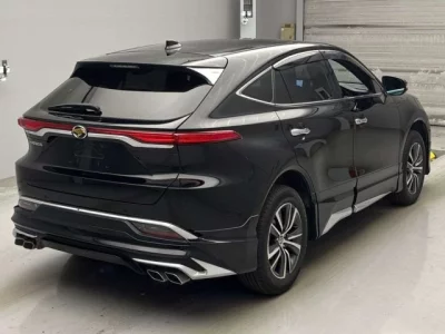 Toyota HARRIER  с аукциона в Японии