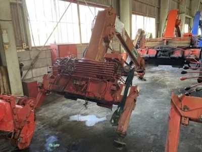OTHERS UNIC CRANE