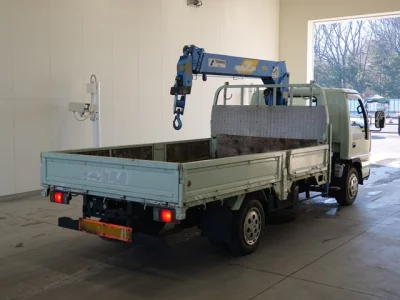 Isuzu ELF  с аукциона в Японии
