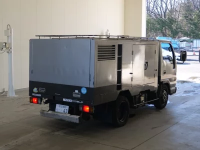 Isuzu ELF  с аукциона в Японии