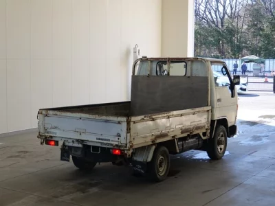 Toyota HIACE TRUCK