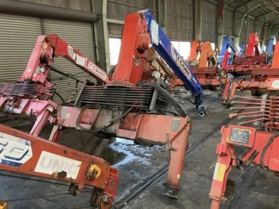 OTHERS UNIC CRANE