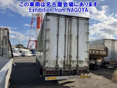 Hino TRUCK