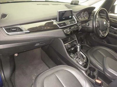 BMW 2-Series  с аукциона в Японии