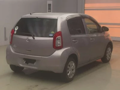 Toyota PASSO  с аукциона в Японии