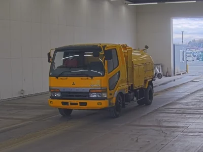 Mitsubishi FUSO FIGHTER