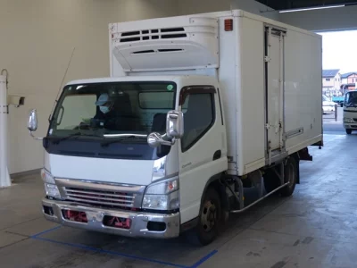 Mitsubishi CANTER  с аукциона в Японии