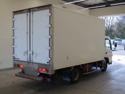 Mitsubishi CANTER  с аукциона в Японии