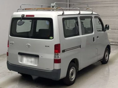 Toyota LITE ACE VAN  с аукциона в Японии