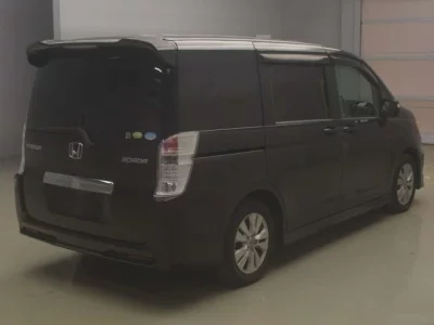 Honda STEP WAGON  с аукциона в Японии
