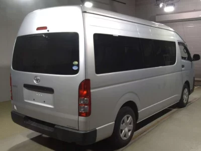 Toyota HIACE VAN  с аукциона в Японии