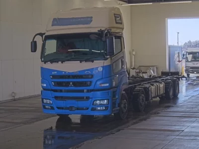 Mitsubishi SUPER GREAT  с аукциона в Японии