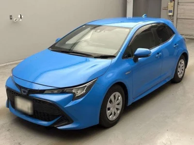 Toyota COROLLA SPORT  с аукциона в Японии