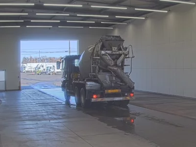 Mitsubishi SUPER GREAT  с аукциона в Японии