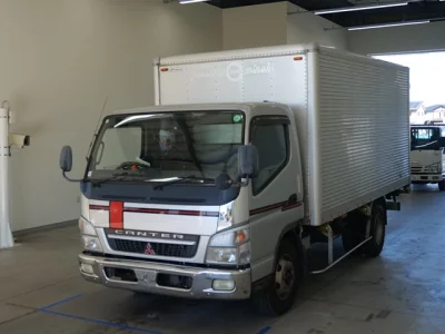 Mitsubishi CANTER  с аукциона в Японии
