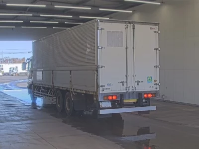 Mitsubishi SUPER GREAT  с аукциона в Японии