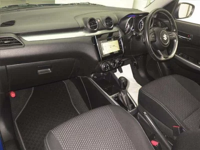 Suzuki SWIFT  с аукциона в Японии