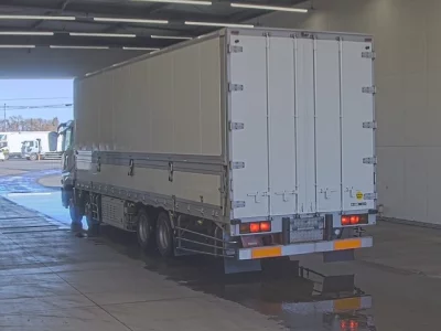 Mitsubishi SUPER GREAT  с аукциона в Японии