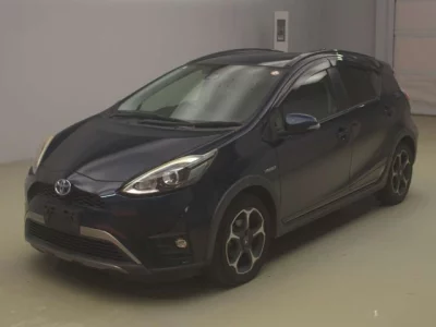 Toyota AQUA  с аукциона в Японии