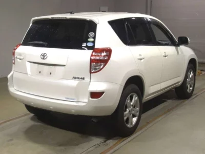 Toyota RAV4  с аукциона в Японии